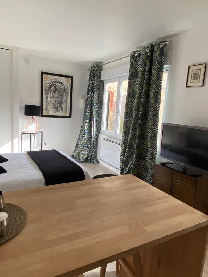 Studio Climatise Dans Un Ancien Domaine Viticole Montpellier Zewnętrze zdjęcie